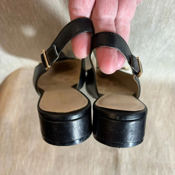 COLE HAAN Sz 6.5B Leather Flat Pointy Toe Knotted Bow w/ Metal Tips Slingbacks - Picture 9 of 11